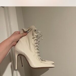 Schultz “Tennie” BRAND NEW SZ: 11